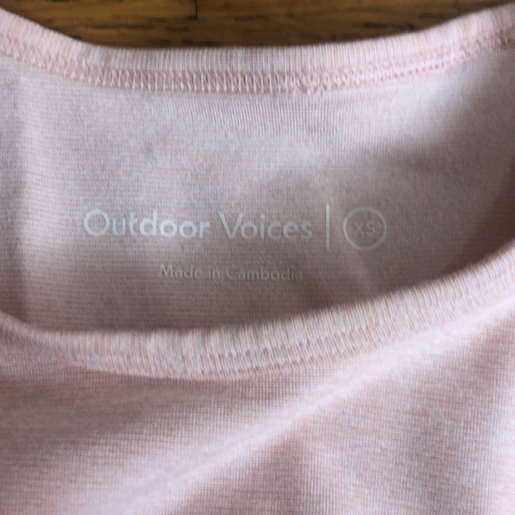 Outdoor Voices light Pink Athena crop top. Size:XS - Picture 3 of 4
